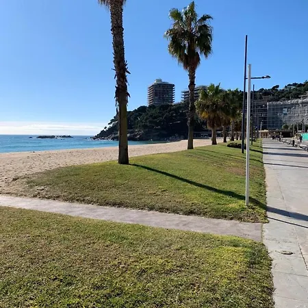 En Torre Valentina, La Mejor Playa A Dos Minutos En San Antonio De Calonge Calonge (Catalonia)